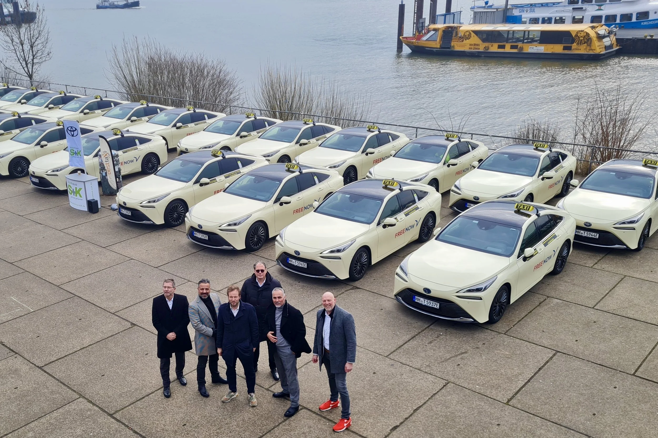 25 Wasserstoff-Taxis für Hamburg — HEY/MOBILITY HAMBURG